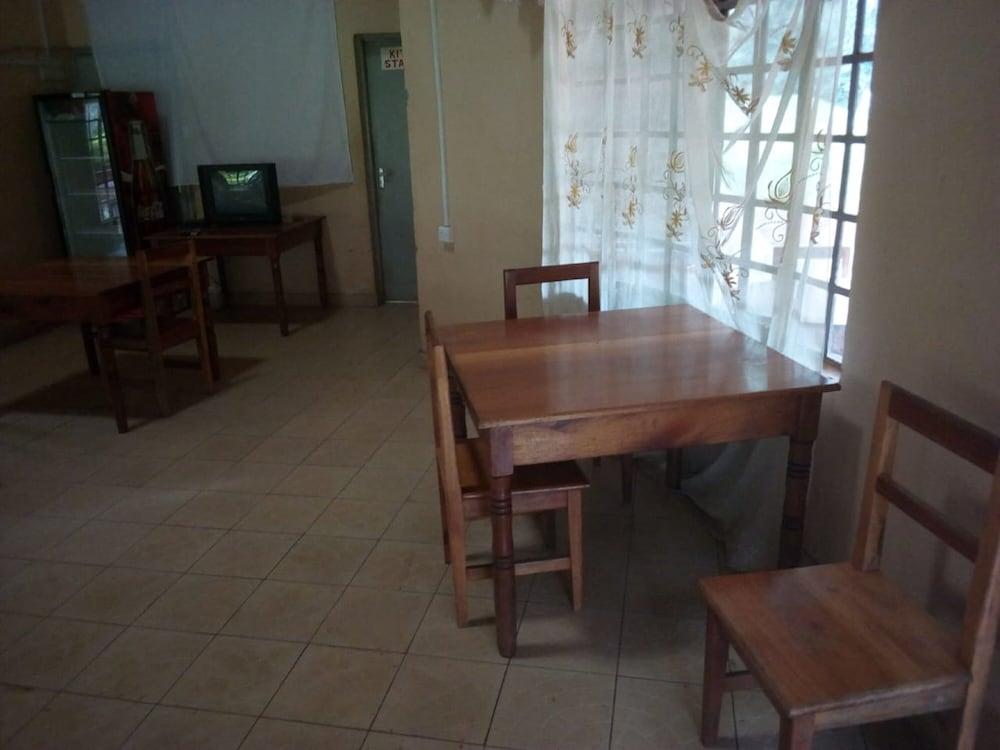 Reconfort Villa Guest House