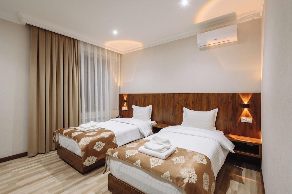 Sofiya Tashkent Hotel