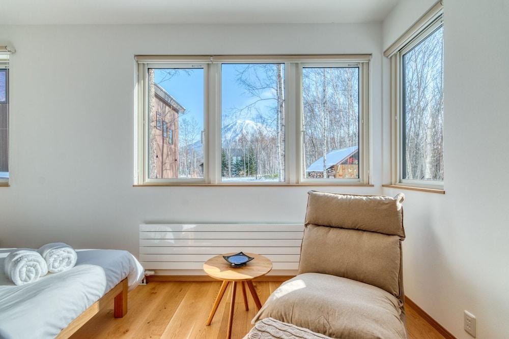 Konaya by Hokkaido Tracks