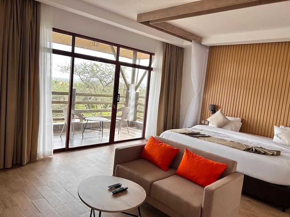 Starling Bird Resort