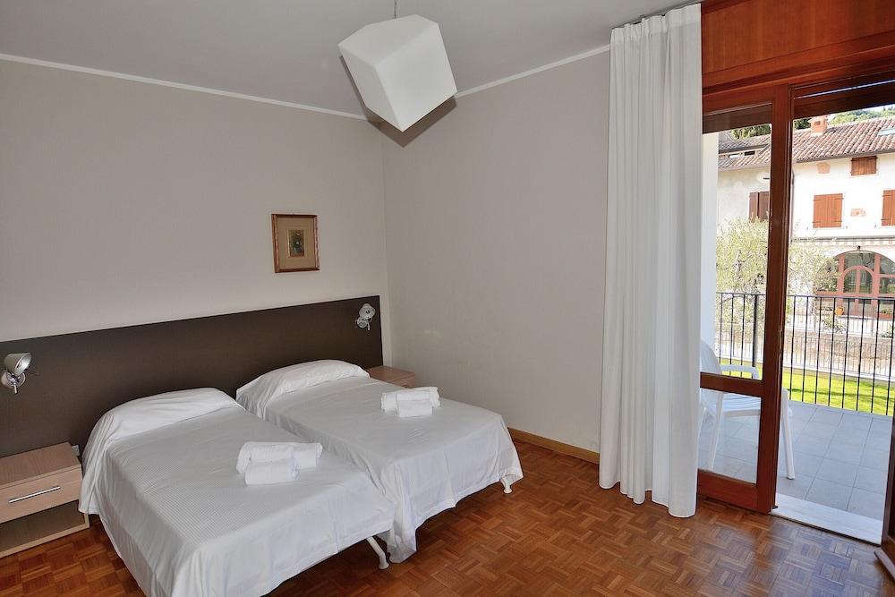 Cà Le Terrazze With Pool