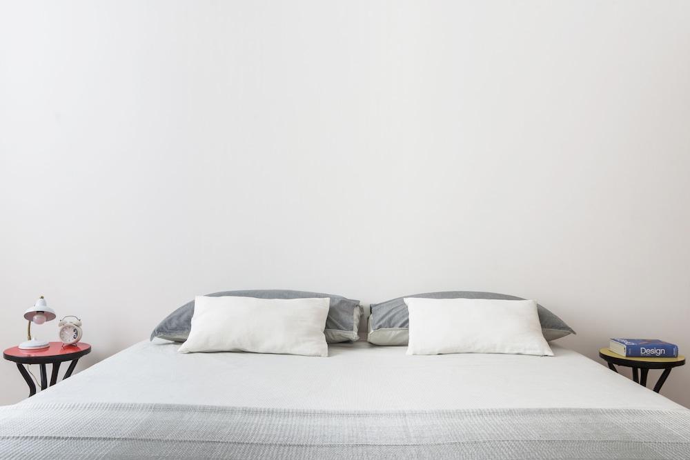 Macchi Master Guest apartment