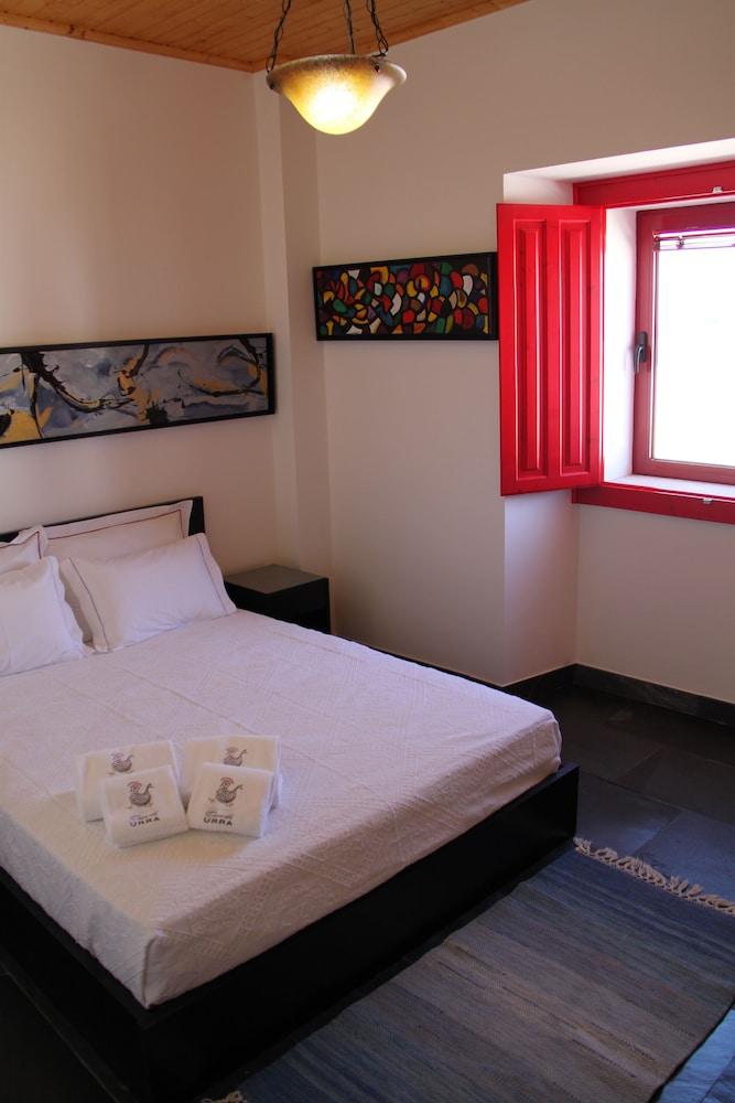 Casa da Urra Guest House