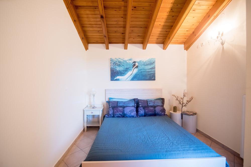 Marigianna's Luxury Loft  by CorfuEscapes