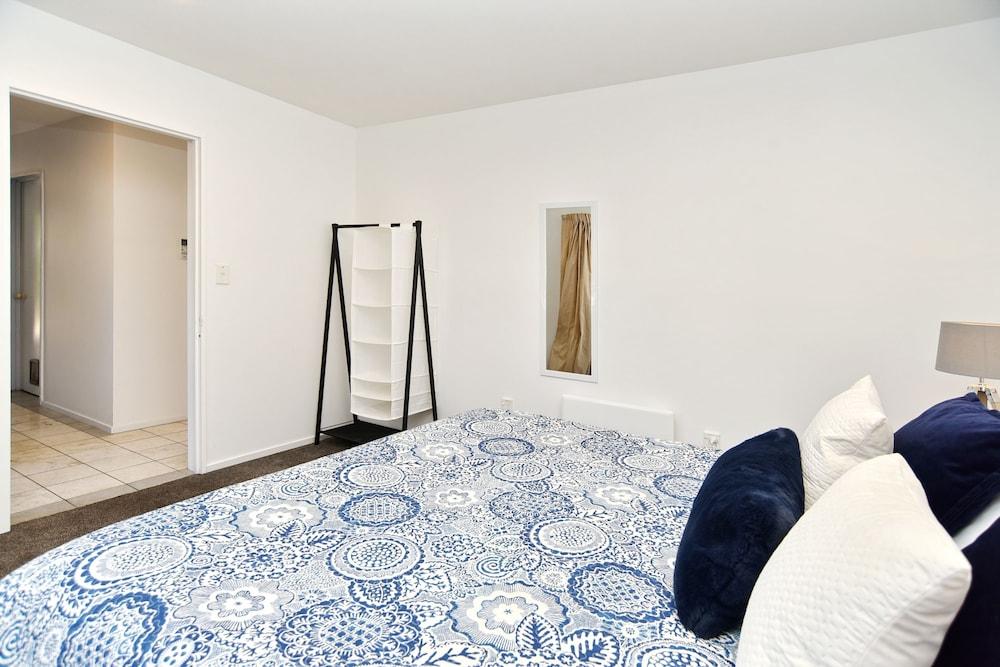 Moa Place - Christchurch Holiday Homes