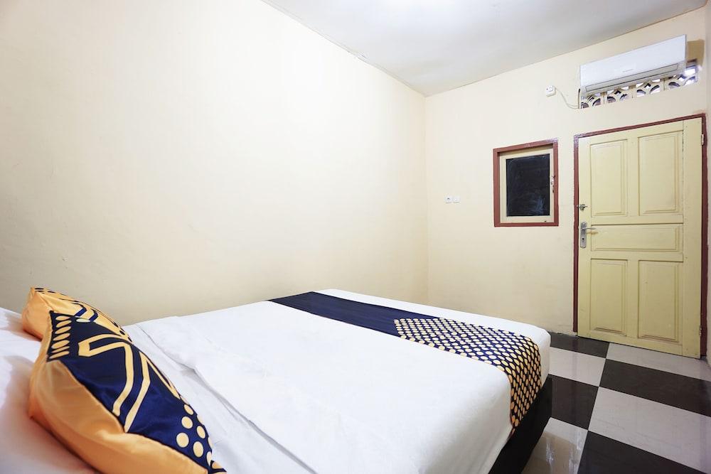 SPOT ON 2530 Tiga Mas Inn