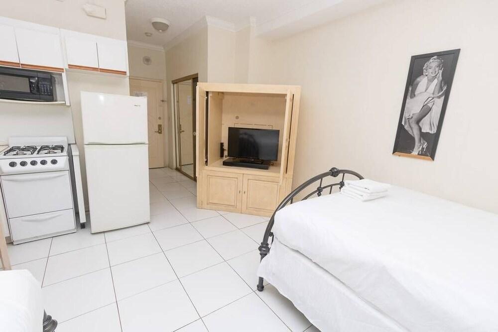 421 Studio Apartment Hollywood Beach Resort