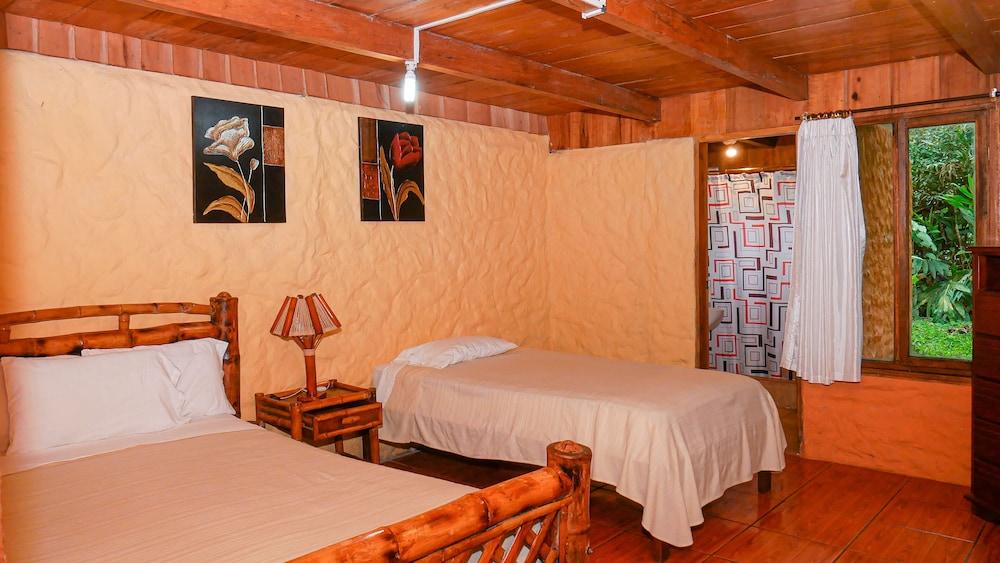 Hosteria El Carmelo de Mindo