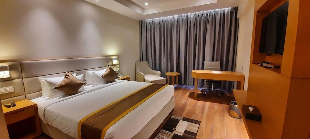 Wonder Country Club and Resort