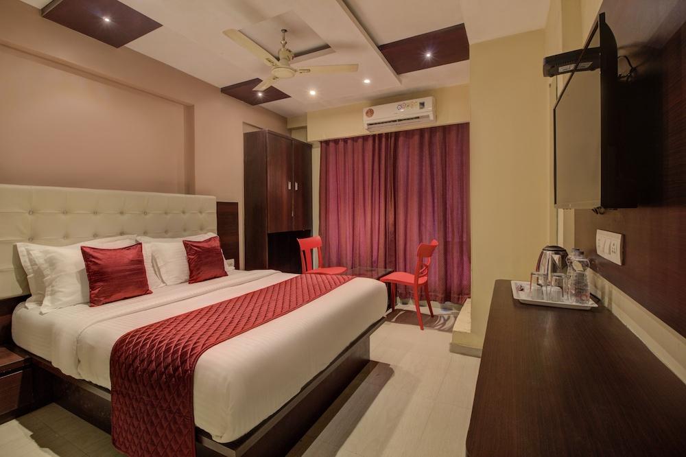 Hotel Malad Inn