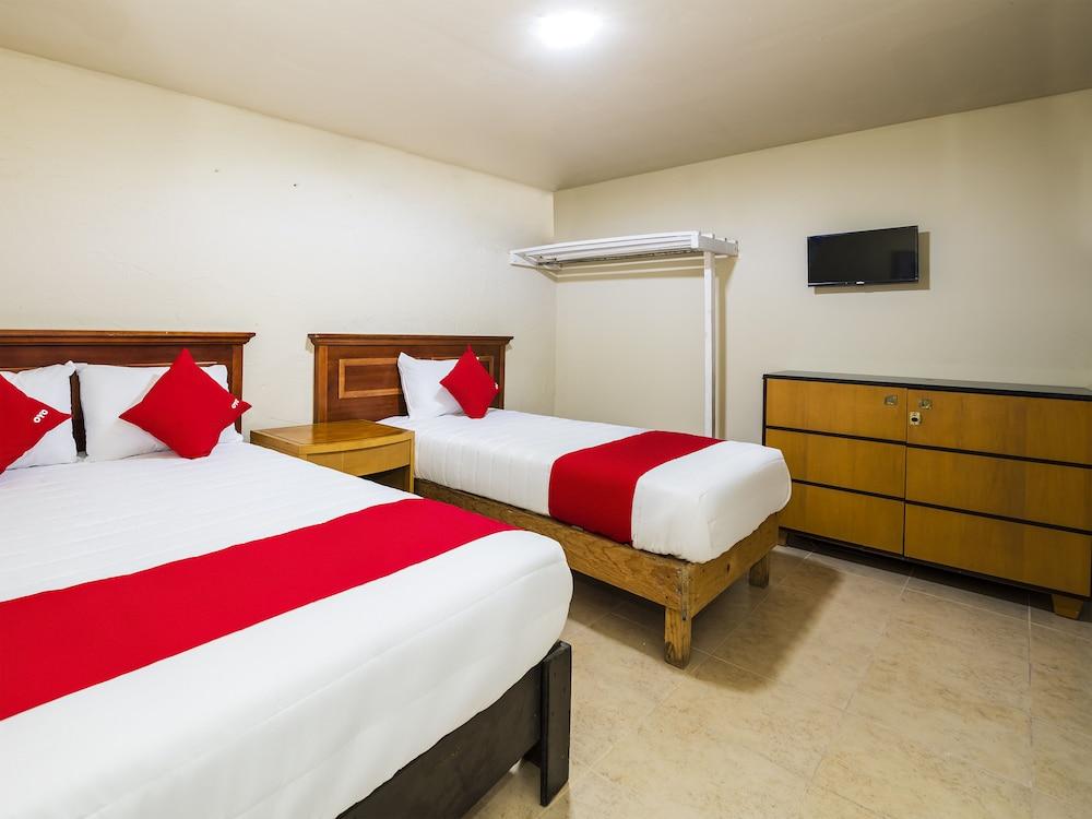 OYO Hotel Los Pinos Silao