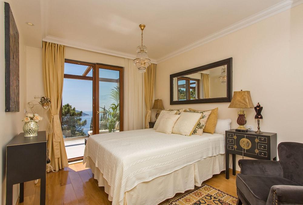 Luxury Villa Dolce Vita with Pool