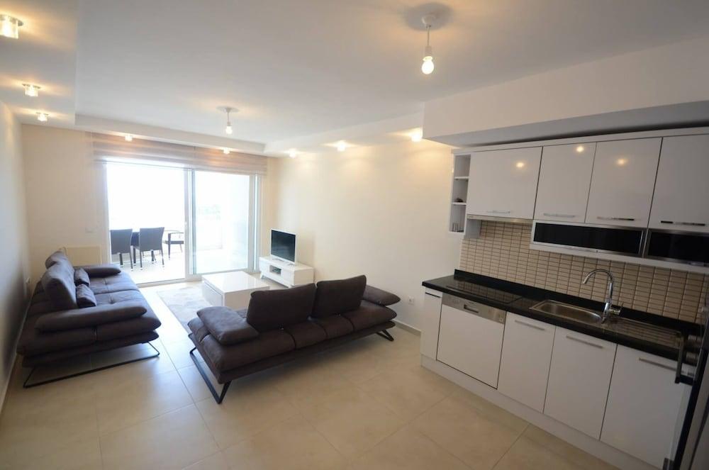 Vesta Garden Apartment