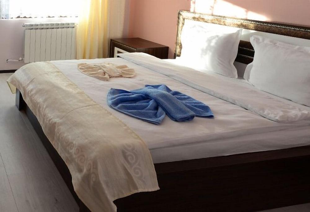 Kompleks Kralsko Selo