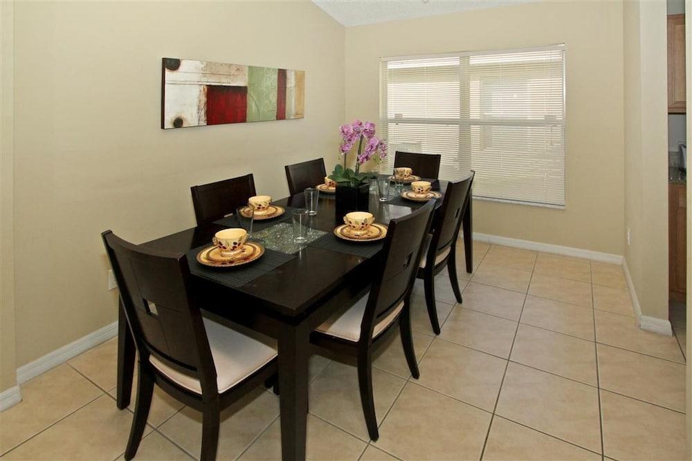 Emerald Island-ru122