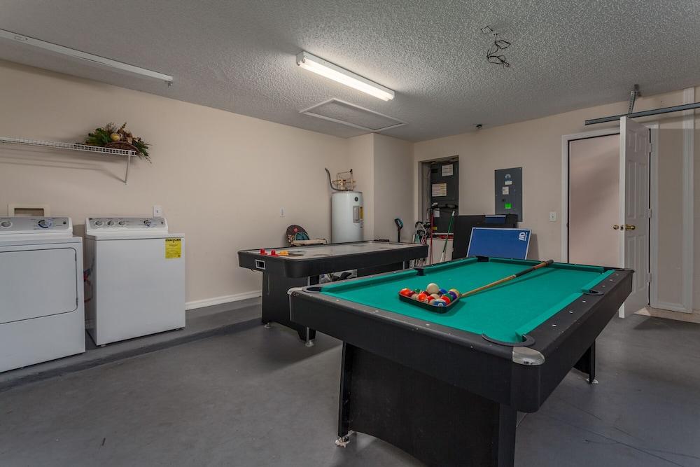 Emerald Island-ru953