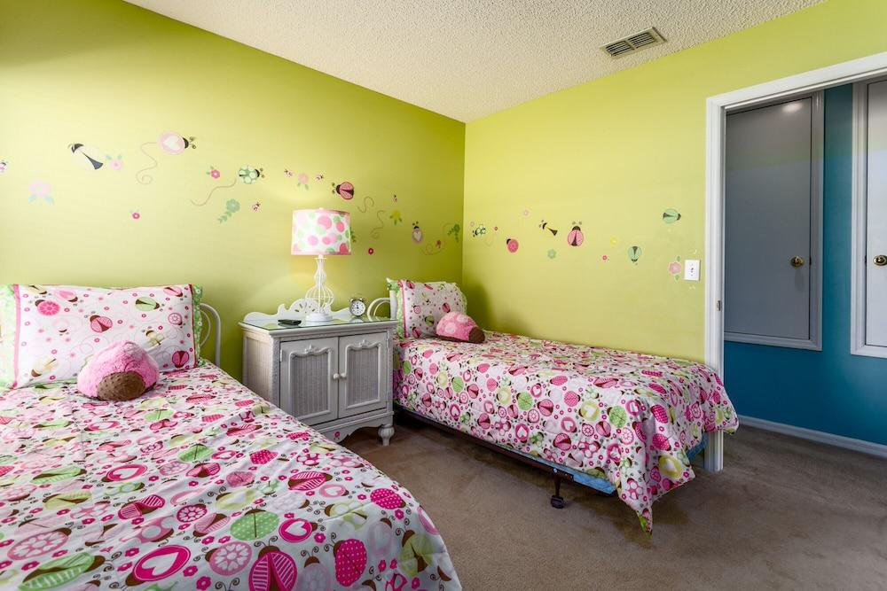 Emerald Island-ru836