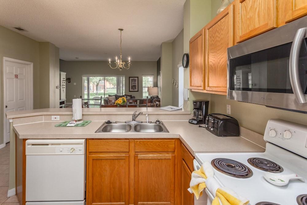 Emerald Island-ru1029