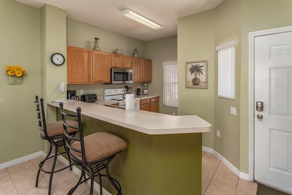 Emerald Island-ru1029