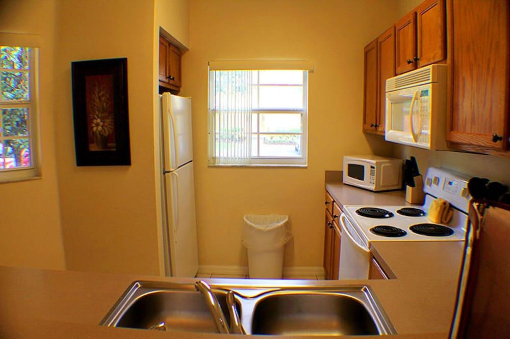 Emerald Island-ru104