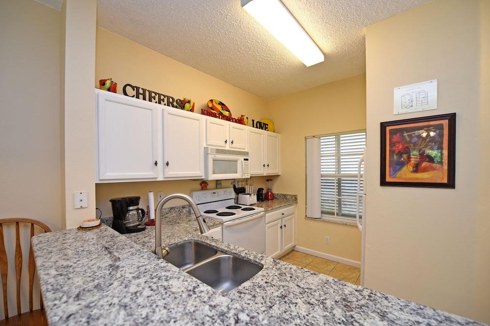 Emerald Island-ru396