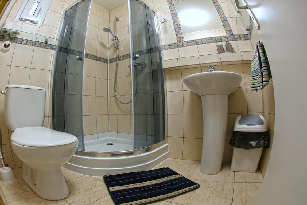 YACHTER CLUB Modrá Čajka