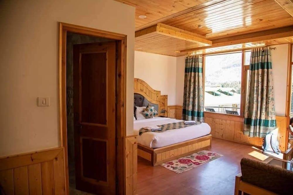 Hotel Uday Himalaya