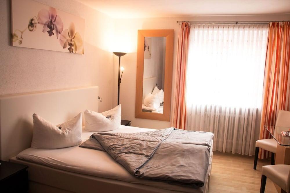 Landhotel Weißer Hahn