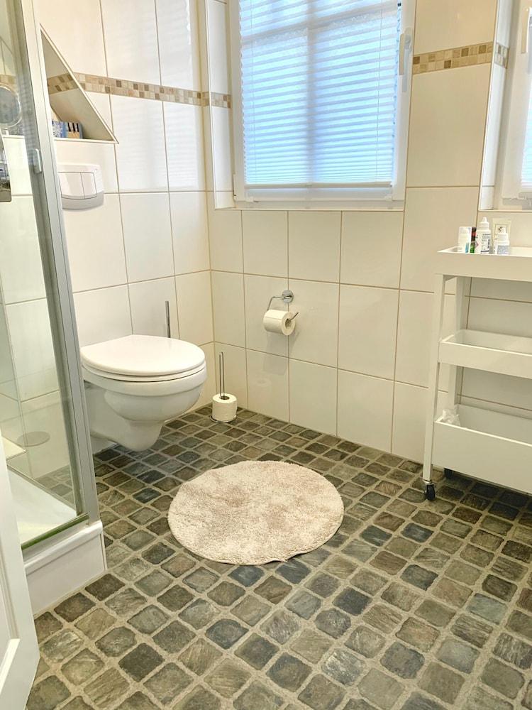 Haus Deckstein - Ferienwohnung OG