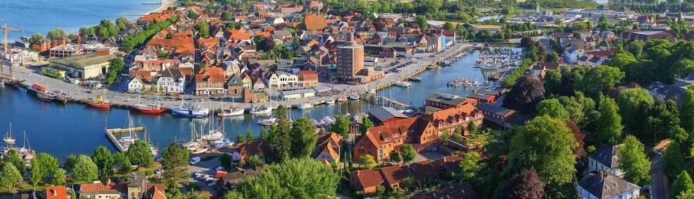 Frau Clara Haus - Ecke 2