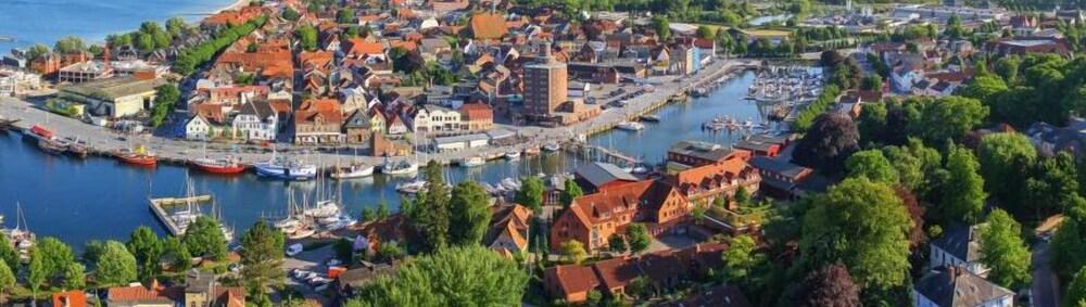 Frau Clara Haus - Ecke 1