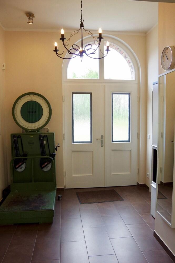 Urlaubsbahnhof - "stellwerk"