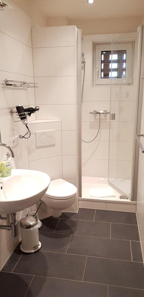 Königsfriesen, App. 2