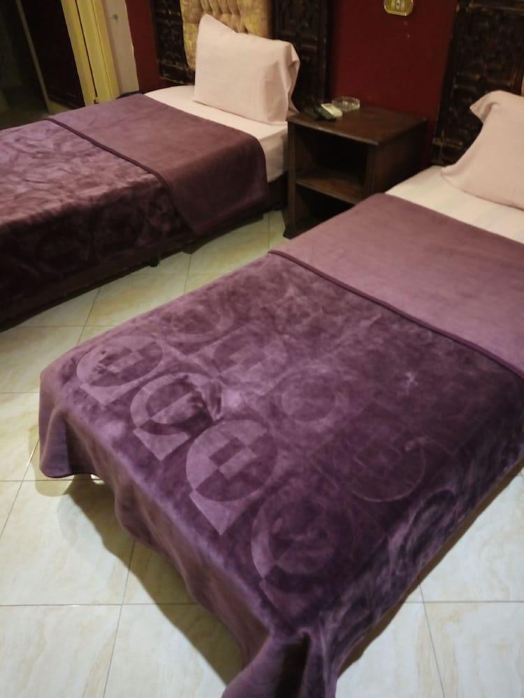 Sydna All Hussain Hotel