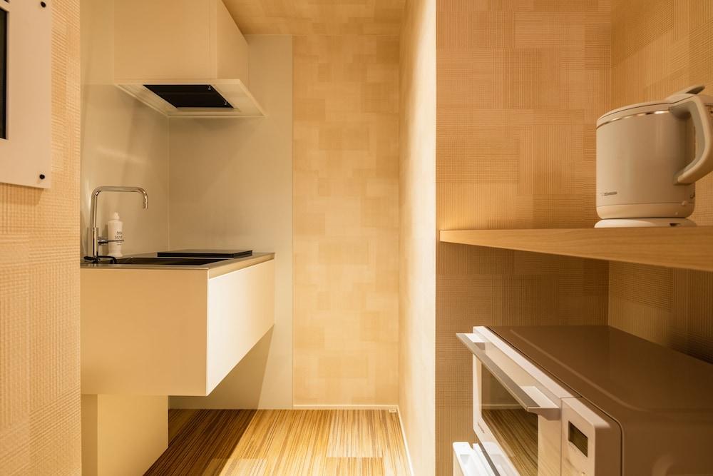 GRAND BASE Mojiko Ekimae