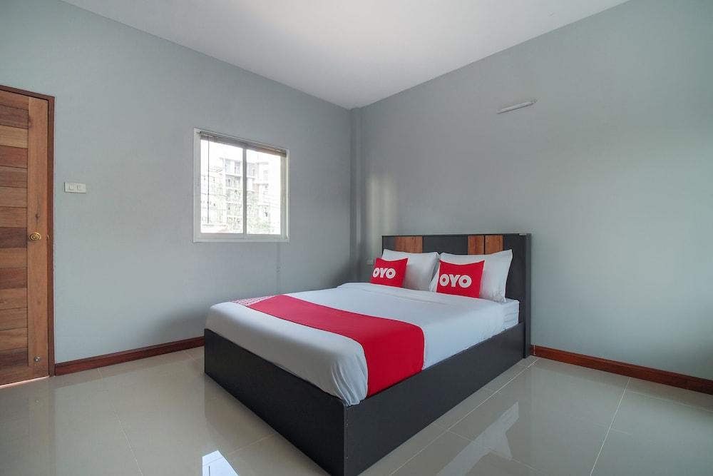 OYO 715 Apartment Khunpu
