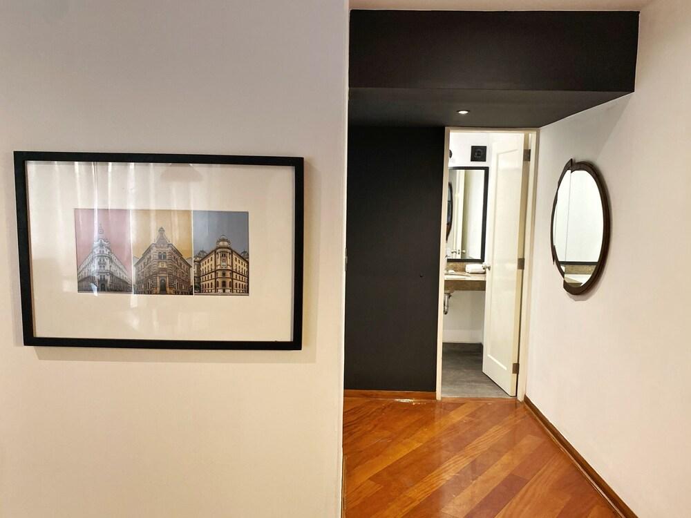 Upscale 2BR at Larcomar, Miraflores