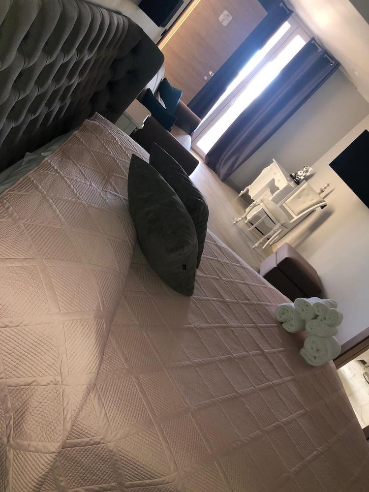 Incanto Luxury Rooms