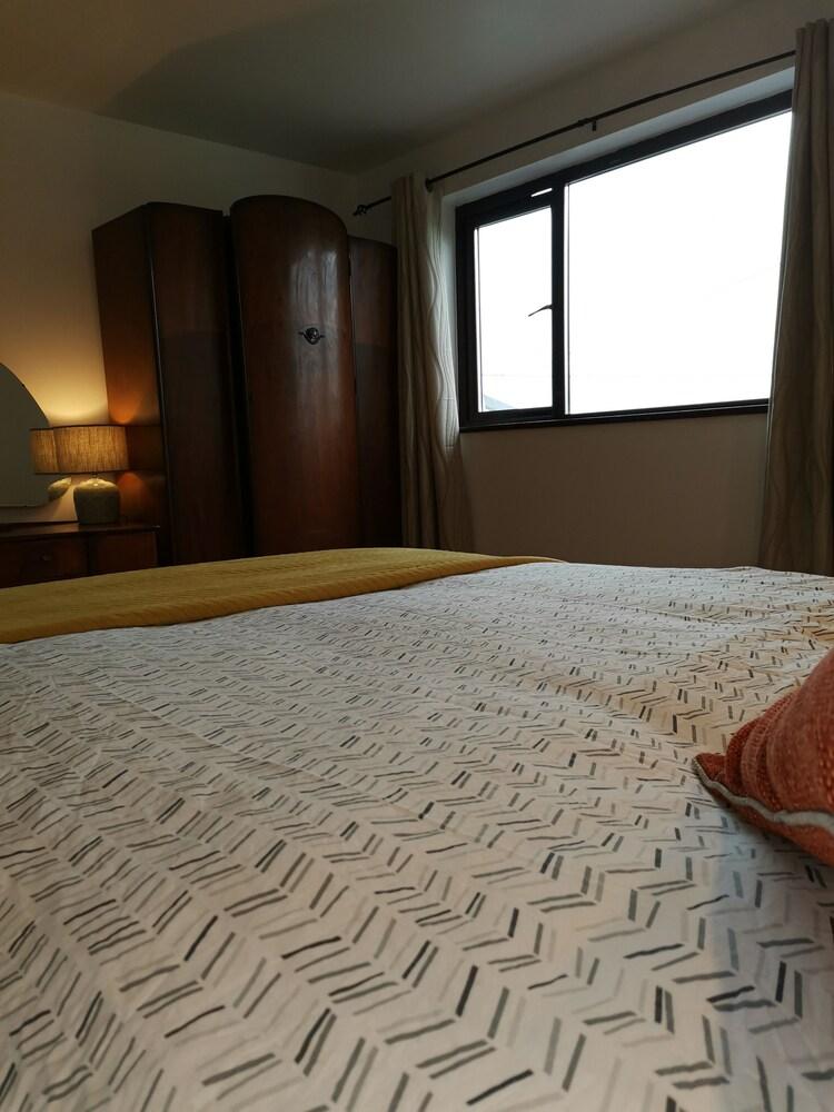 Tir na nOg gastropub