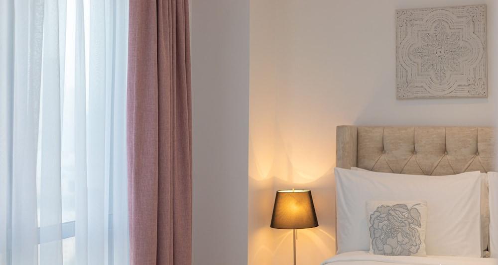 Westminster  South Ridge