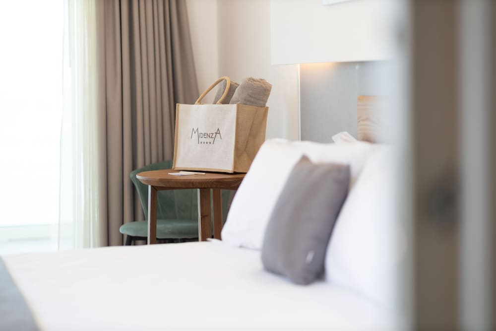 Midenza Seaside & Nature Retreat