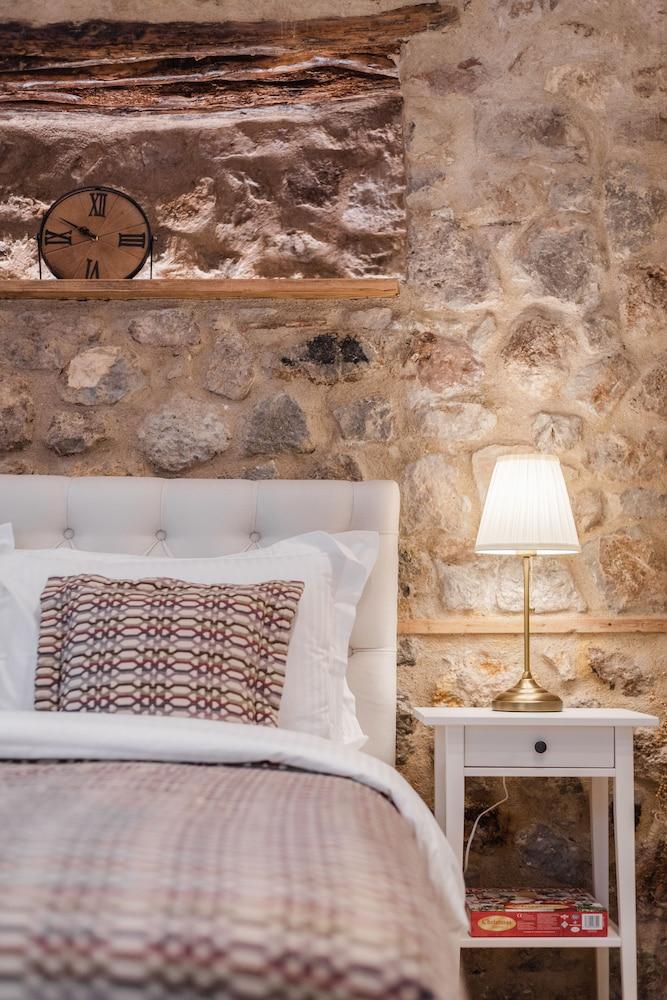 Aldia Suites Arachova