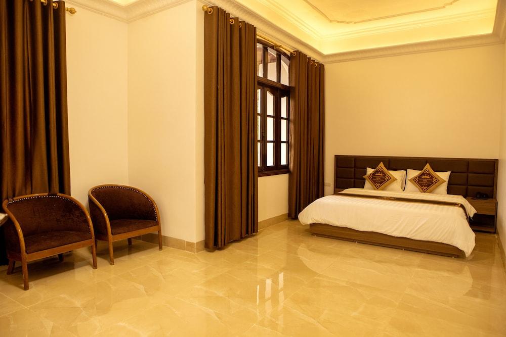 Van Xuan Royal Hotel