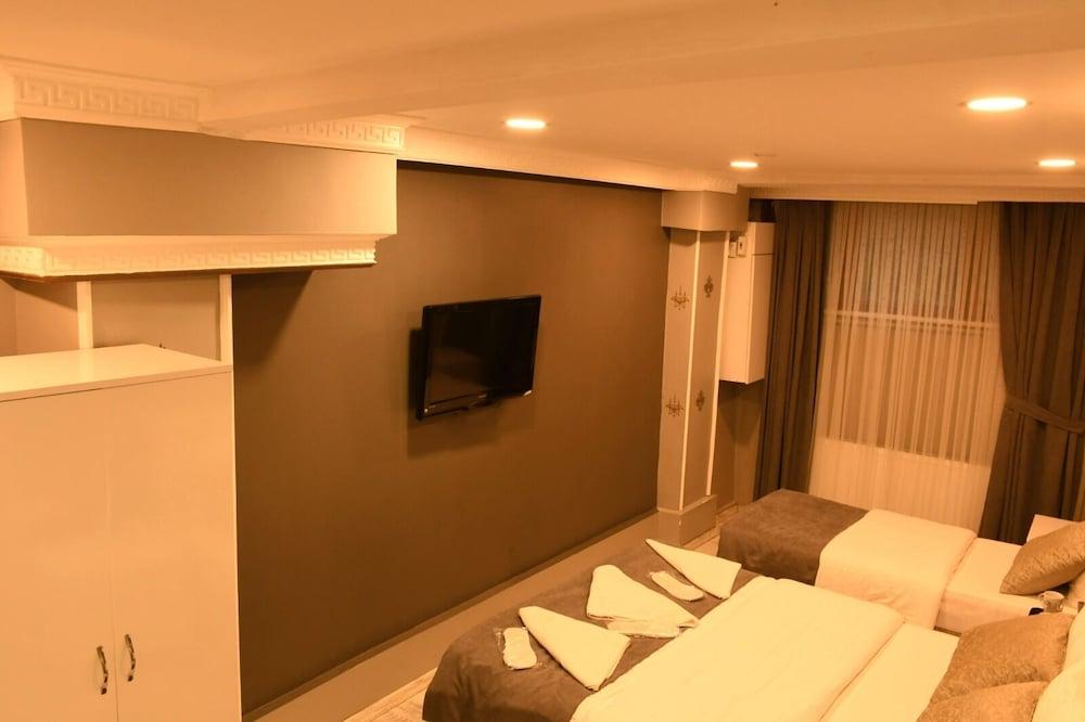 Boutique California Hotel