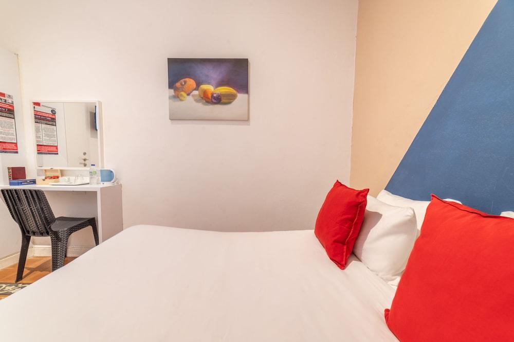 Paamonim Central Studios