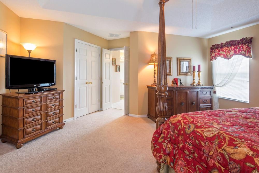 The Tahitian by VillaDirect