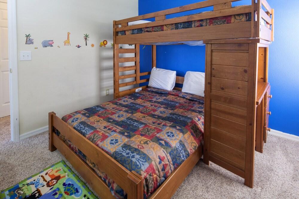 Petals Paradise by VillaDirect