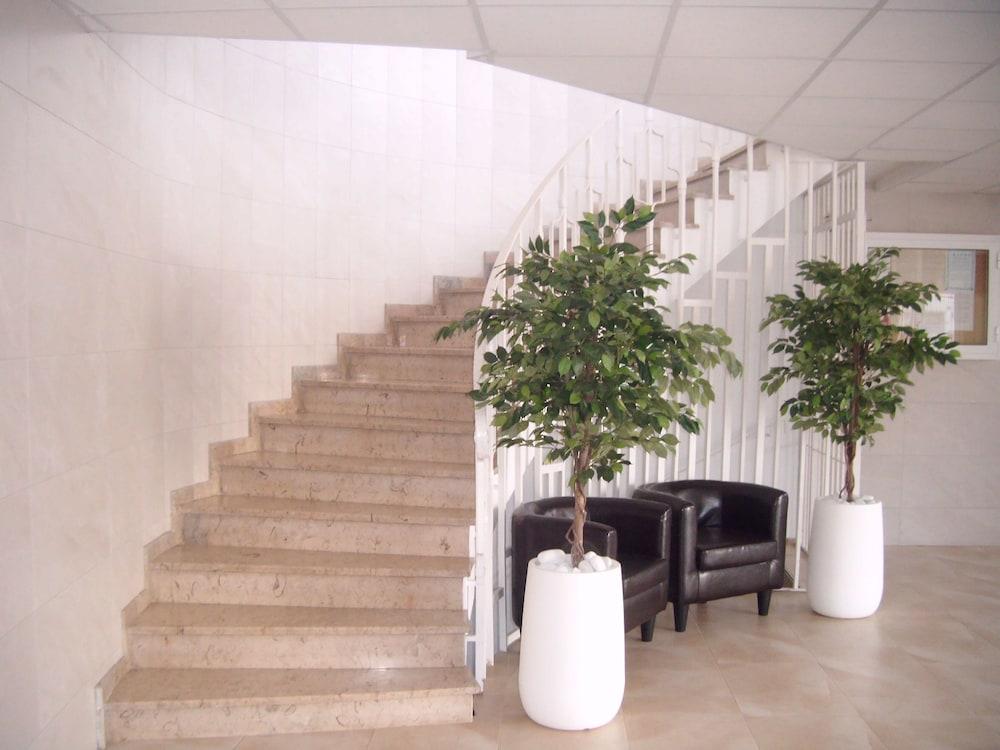 Studio Low Cost Saltillo