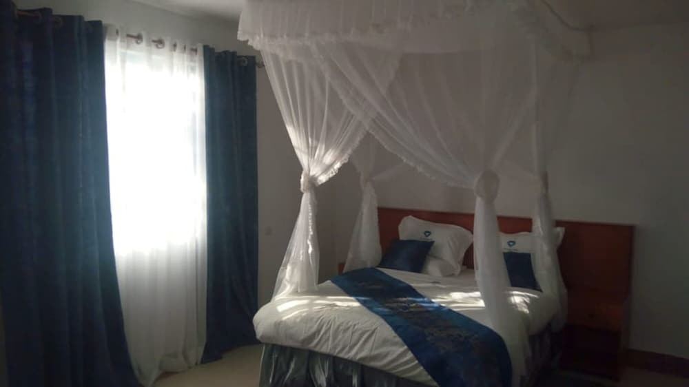 Makindu Diamond Hotel