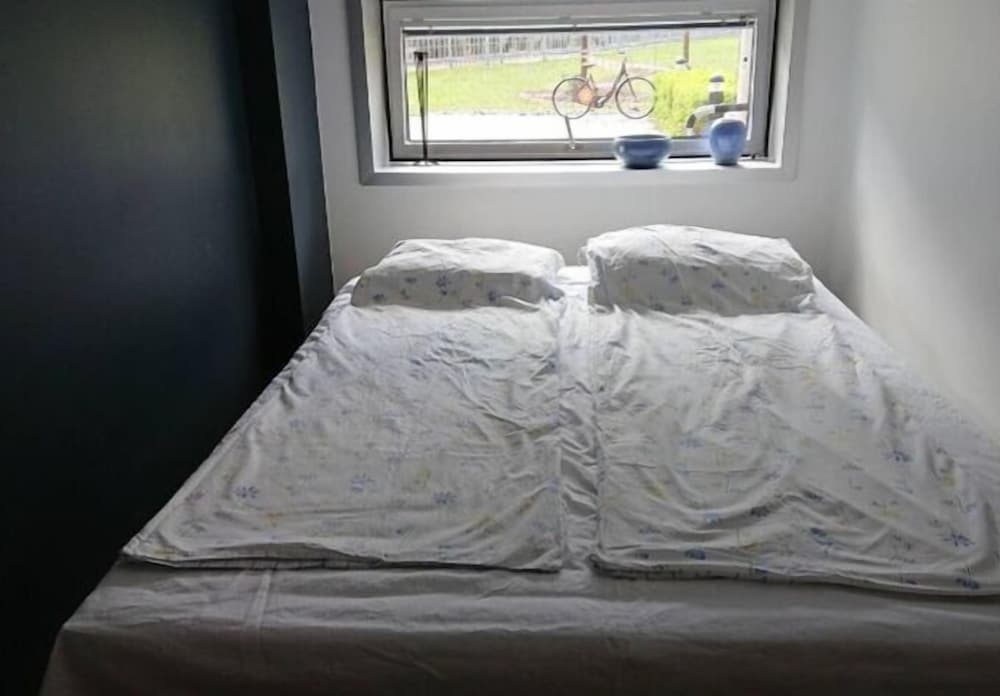 StayPlus Apt in Trendy Area Balcony